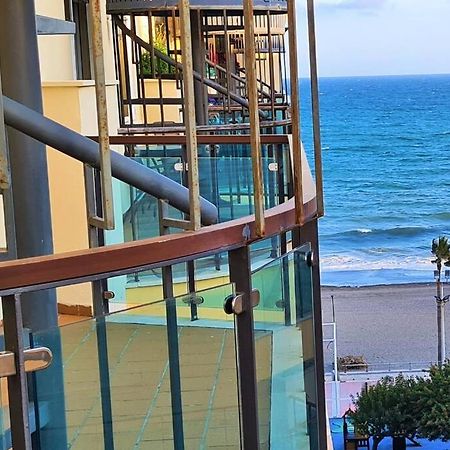 Luxury Penthouse With Ocean Views &Private Jacuzzi Apartment Estepona Exterior photo